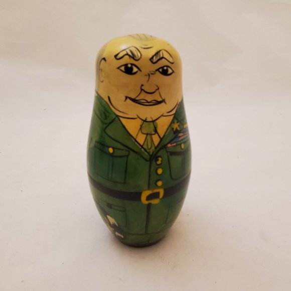 Vintage Military Theme Russian Nesting Dolls - Picture 7 of 13